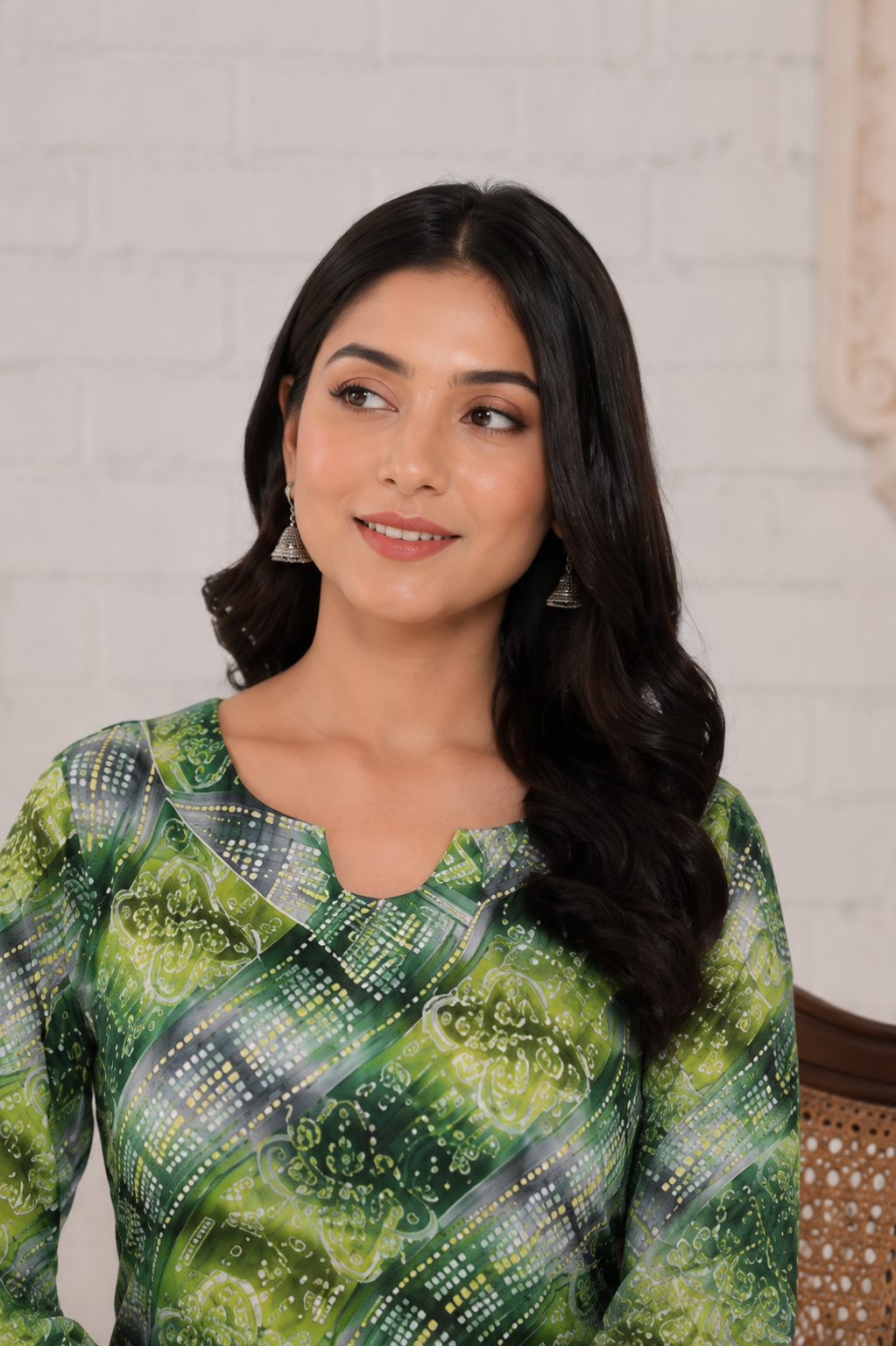 Green Bandhani Print Below Knee Length Kurti | Three-Fourth Sleeve Straight Kurta for Women